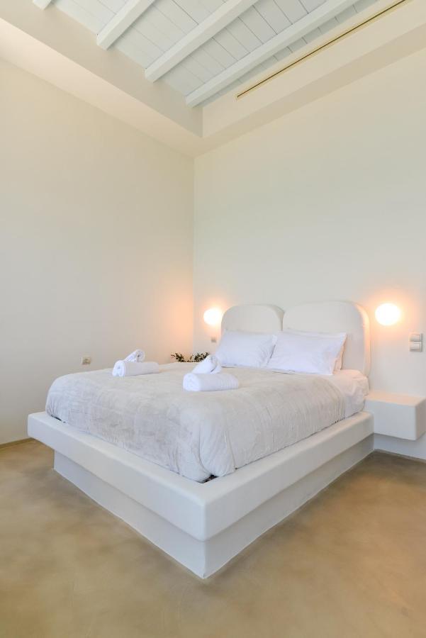 White Memories, Seafront Luxury Apartment Mykonos Mykonos Town Bagian luar foto